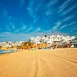Malick - Sunny Way By Interhome